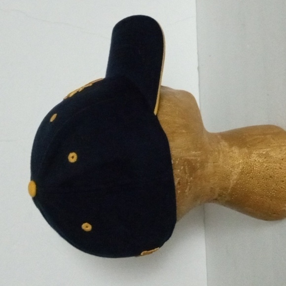 Top of the World Hat Michigan University Embroidered Cap Blue Gold size 7  Pre - Picture 6 of 8